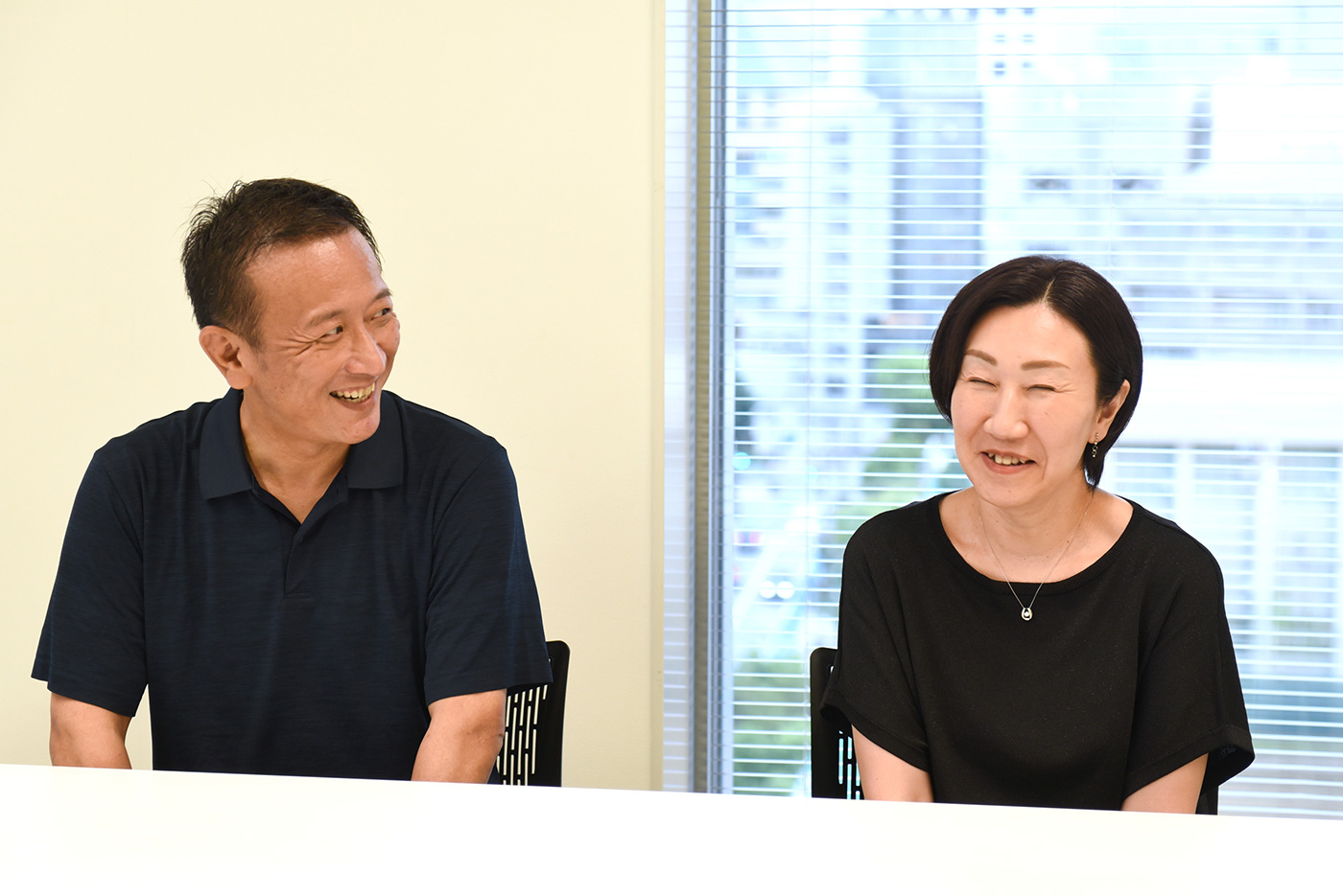 写真：②ニコニコさん（男性）×ジュンジュンさん（女性）２